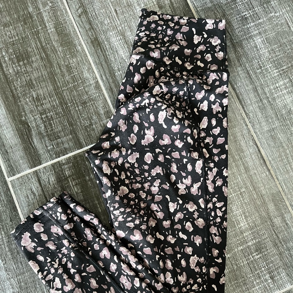 Fabletics size 2 printed legging
